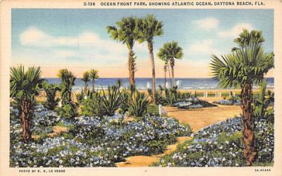 Ocean Front Park, Showing Atlantic Ocean Daytona Beach, Florida Postcard