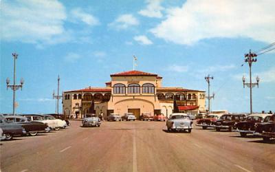 The Million Dollar Recreation Pier St Petersburg, Florida Postcard