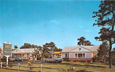 Beach' N Towne Motel Yarmouth, Massachusetts Postcard