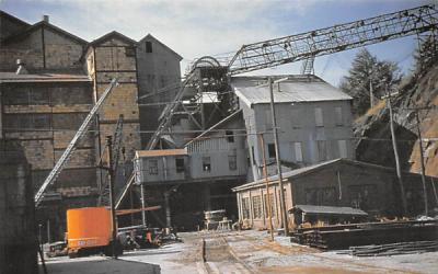 Sterling Hill Mine East Shaft head frame Ogdensburg, New Jersey Postcard