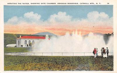 Aerating the water Ashokan Reservoir New York Postcard