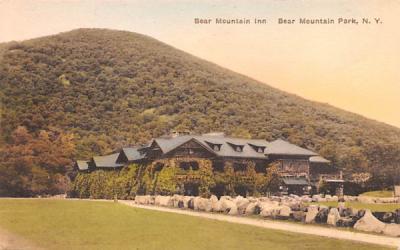 Bear Mountain Inn New York Postcard