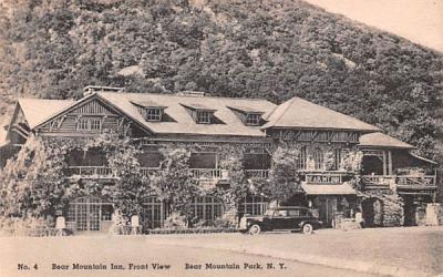 Bear Mountain Inn New York Postcard