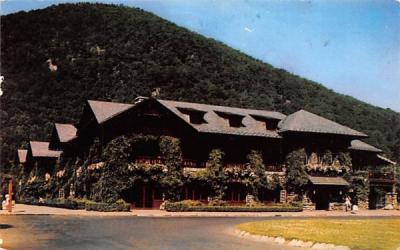 Bear Mountain Inn New York Postcard