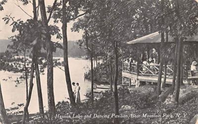 Hessian Lake Bear Mountain, New York Postcard