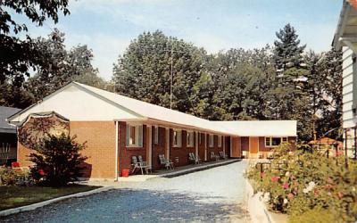 Green Shutter Motel Kingston, New York Postcard