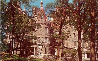 Boldt Castle & Heart Island Thousand Islands, New York Postcard